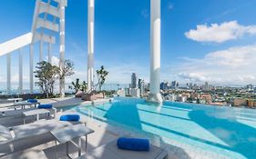 อาเบอร์ โฮเทล แอนด์ เรสซิเดนซ์